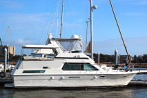 1994 40' Hatteras Motor Yacht Escape